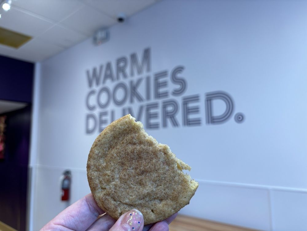 Insomnia Cookies