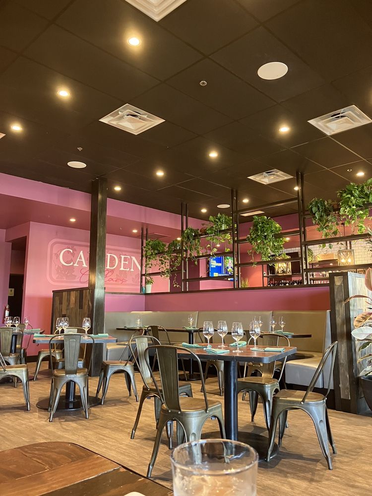 Camden Cellars Wine Bar, Indio Roadtrippers