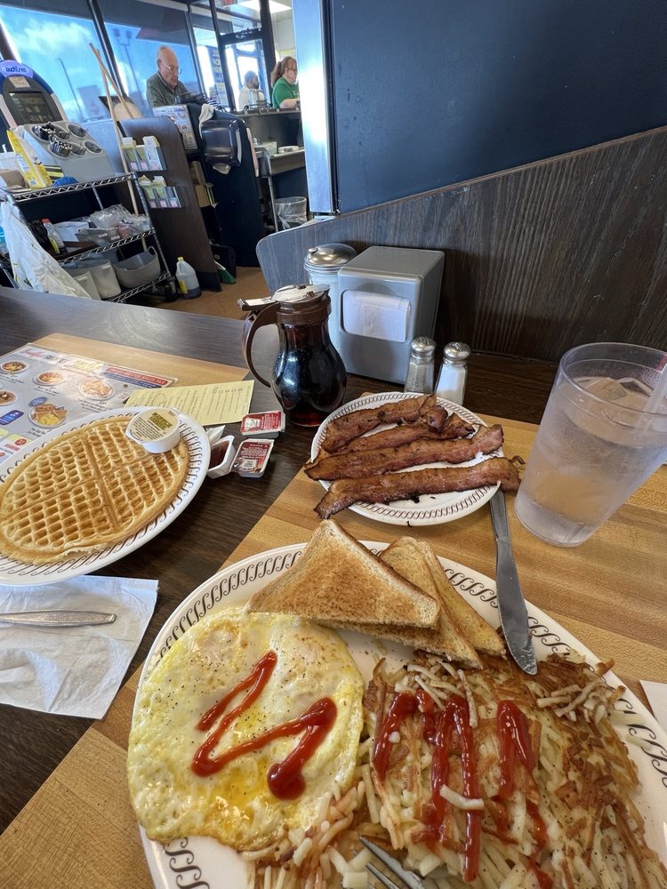 Waffle House Image