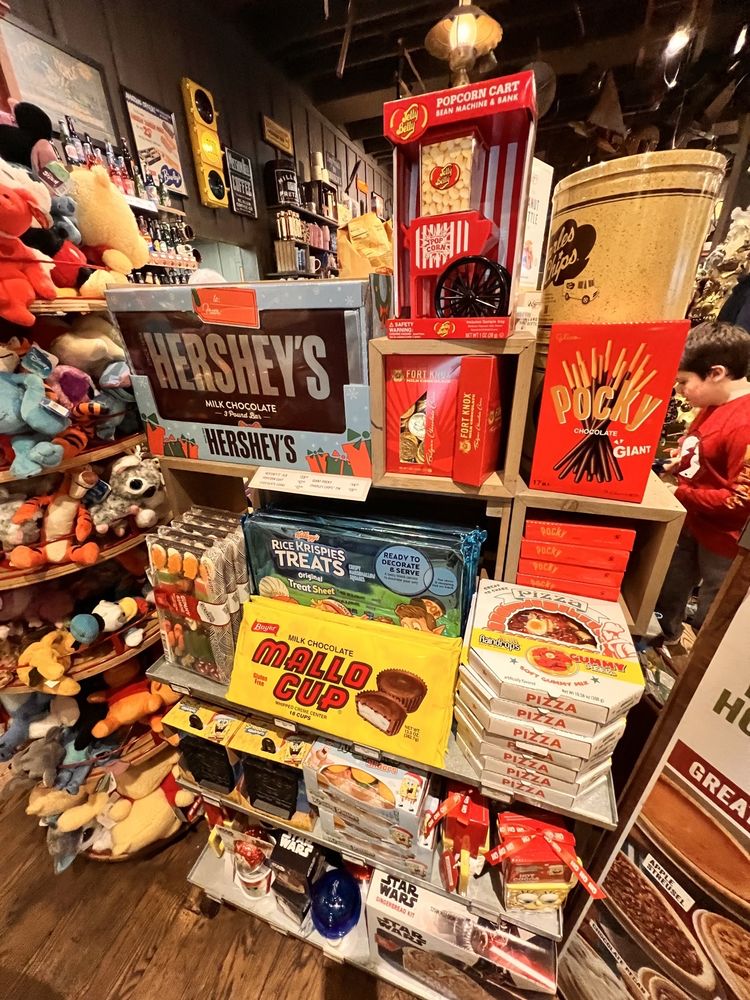 Cracker Barrel Old Country Store