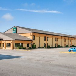Quality Inn Suites 19 Photos Hotels 2211 North State Rd 3 Photo Of Quality Inn Suites Greensburg In United States