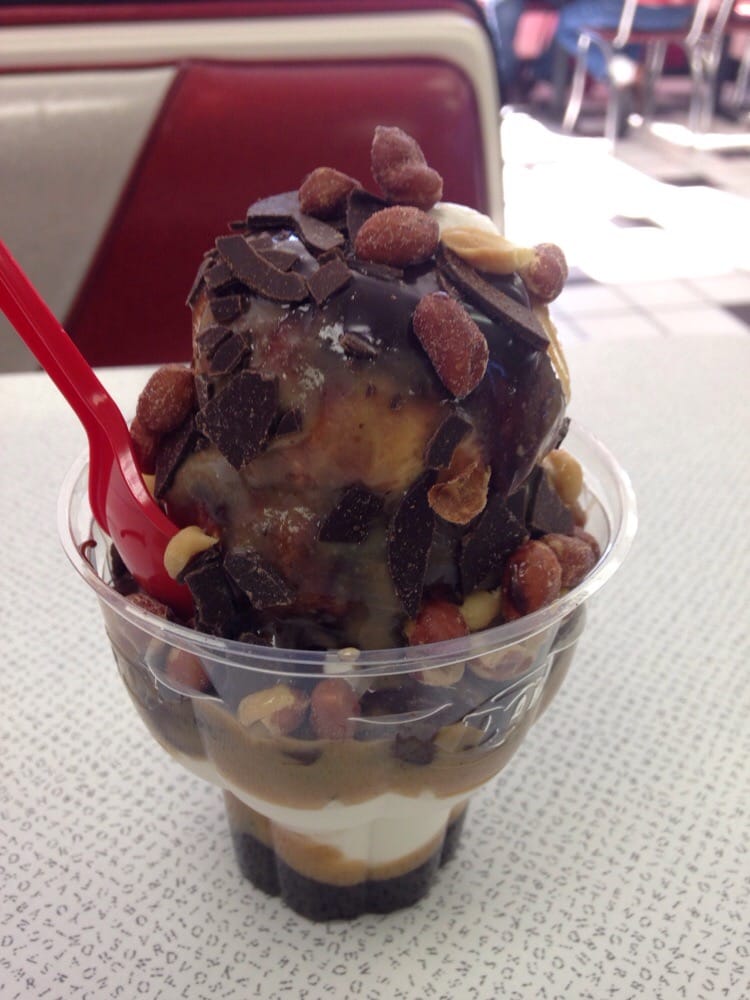 Dairy Queen Grill & Chill Fast Food 701 S Commercial St, Harrisonville, MO Restaurant