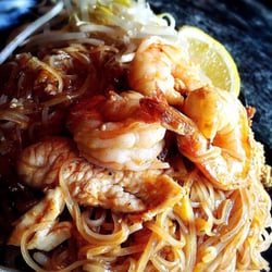Viv Thai Bar Restaurant Hell S Kitchen Viv Thai Bar Restaurant Hell S Kitchen