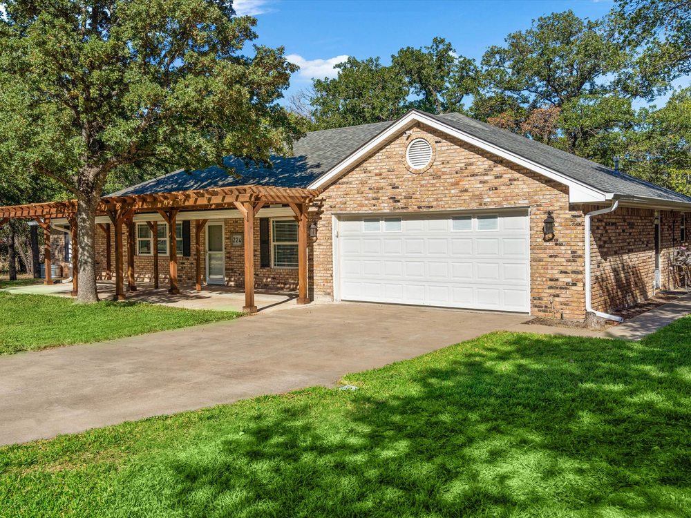 Amy Raines- Keller Williams Brazos West