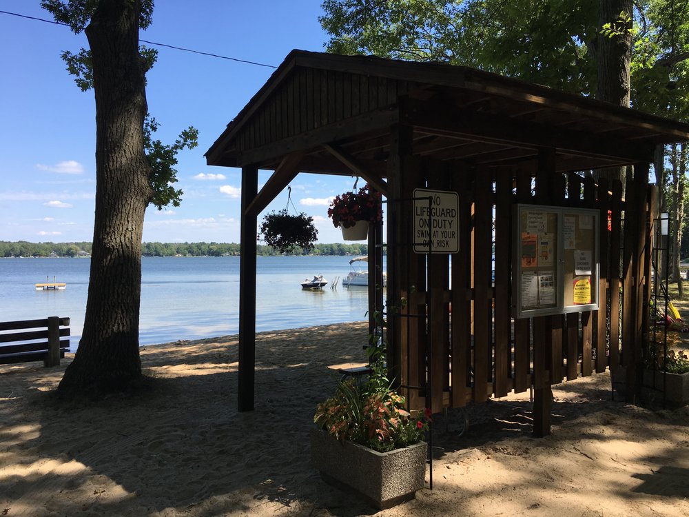 Whispering Surf Campground Campgrounds 7070 S Lakeshore Dr