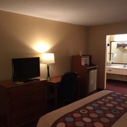 Super 8 By Wyndham Sealy 16 Photos Hotels 267 Gebhardt Rd Photo Of Super 8 By Wyndham Sealy Tx United States King