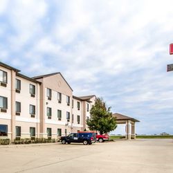Comfort Suites 16 Photos Hotels 1408 E Broadway Mattoon Il Photo Of Comfort Suites Mattoon Il United States