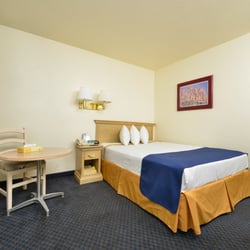 Americas Best Value Inn 78 Photos 115 Reviews Hotels 167 E Photo Of Americas Best Value Inn Las Vegas Nv United States