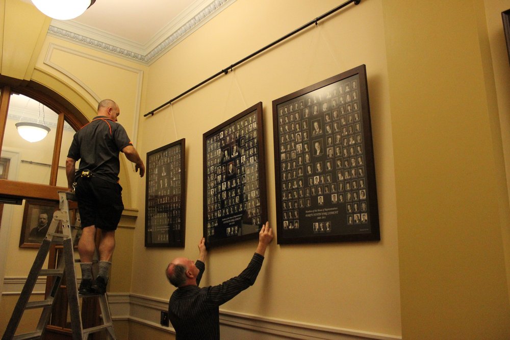 Art Installation and Hanging Associates