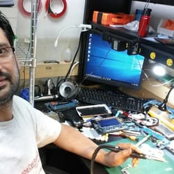 cell phone repair technician