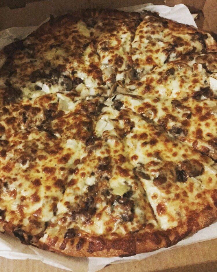 Gionino s Pizzeria Pizza 1131 W 4th St Ontario OH Restaurant