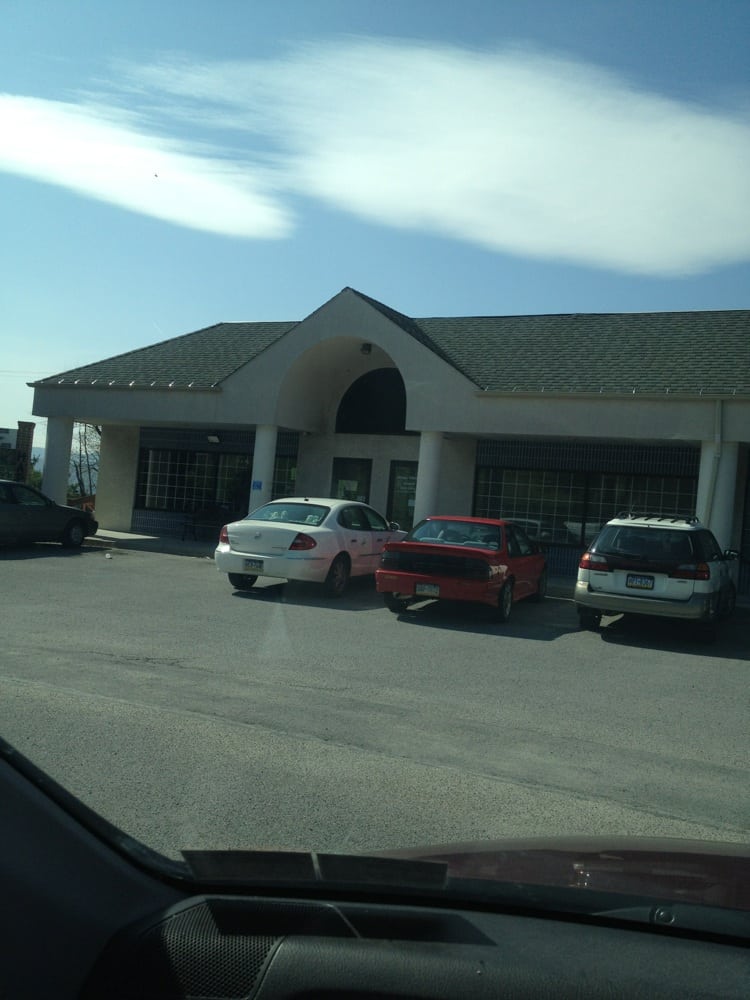 Altoona Veterinary Hospital Veterinarians 514 E Pleasant Valley