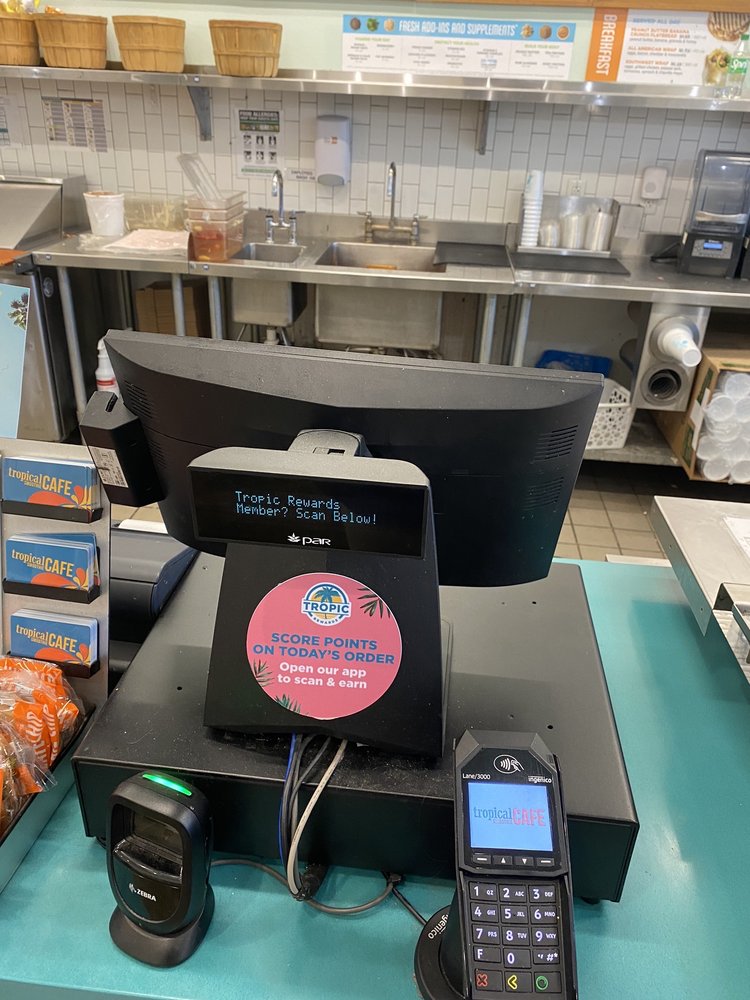 Tropical Smoothie Cafe