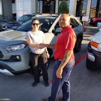 Mike Calvert Toyota 152 Photos 208 Reviews Car Dealers 2333 Photo Of Mike Calvert Toyota Houston Tx United States