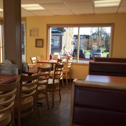 Vi S Drive In 26 Photos 69 Reviews Burgers 1666 Main St Photo Of Vi S Drive In Hellertown Pa United States