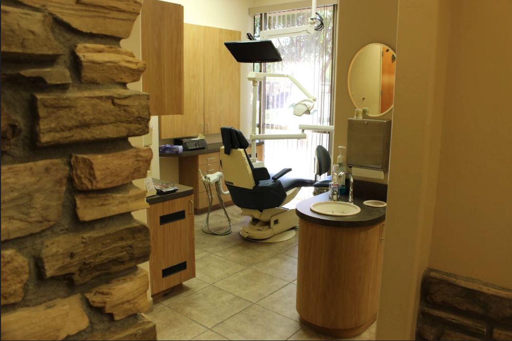 image of business Family & Cosmetic Dental