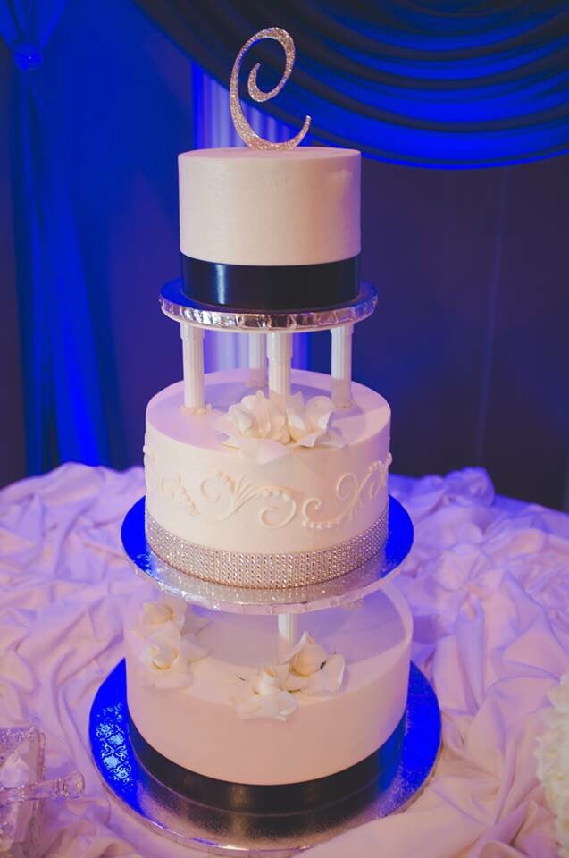 wedding cake 3 tiers