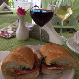 I Due Scugnizzi Bar In Spiaggia Via Duoglio Amalfi