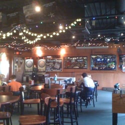 Irish Tavern 28 Photos 53 Reviews Bars 4703 Elizabeth Lake Photo Of Irish Tavern Waterford Mi United States