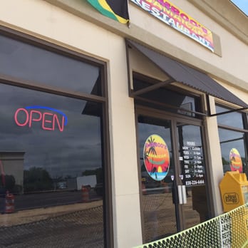 Bamboo S Jamaican Restaurant 72 Photos 78 Reviews Caribbean Photo Of Bamboo S Jamaican Restaurant Fort Walton Beach Fl United States Entrance
