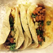 Aguilas de Mexico Restaurant - Newark, NJ, United States. My favorite al pastor tacos