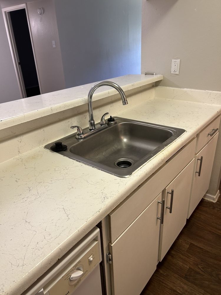 Lake Vue Apartments