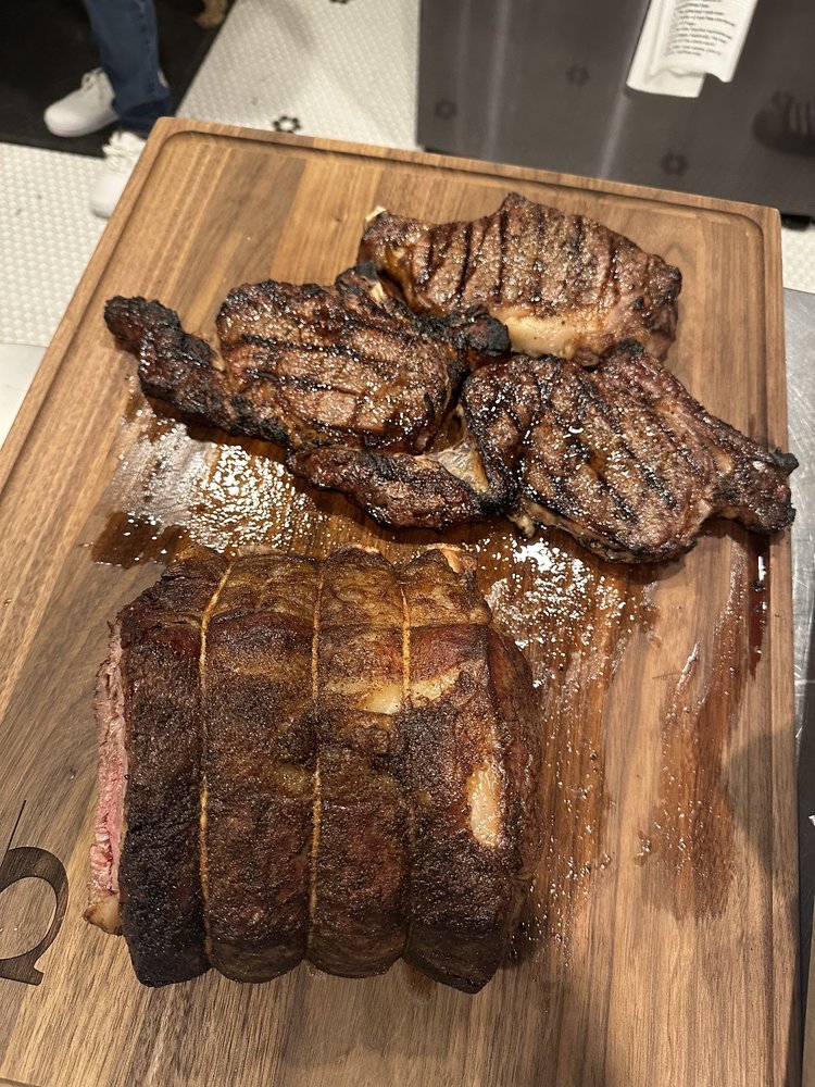 Hirsch's Meat Market