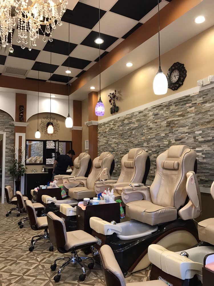 LC Nails 25 Photos & 13 Reviews Nail Salons 4036 Gateway Blvd