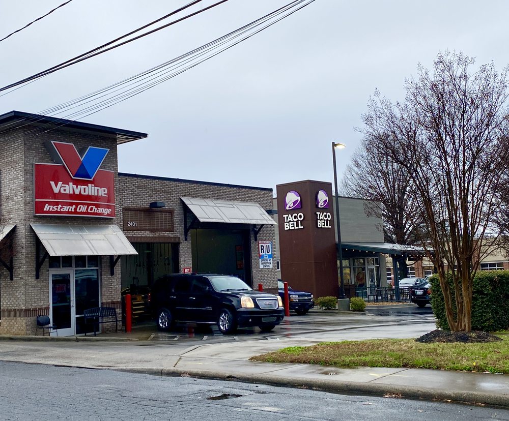 Valvoline Instant Oil Change