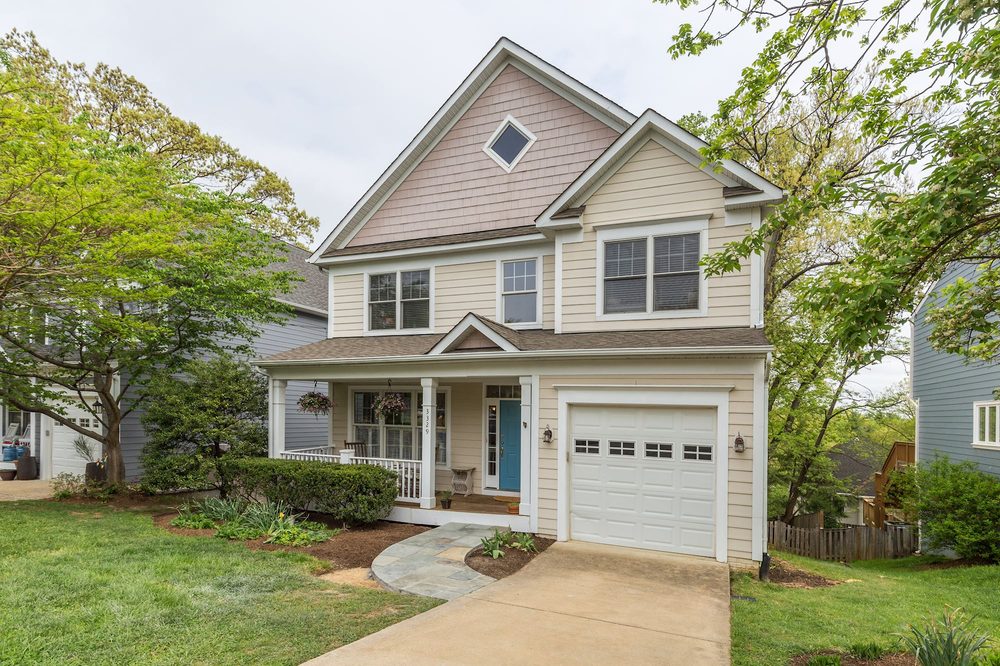 Beall & Rehill - RE/MAX Distinctive Real Estate