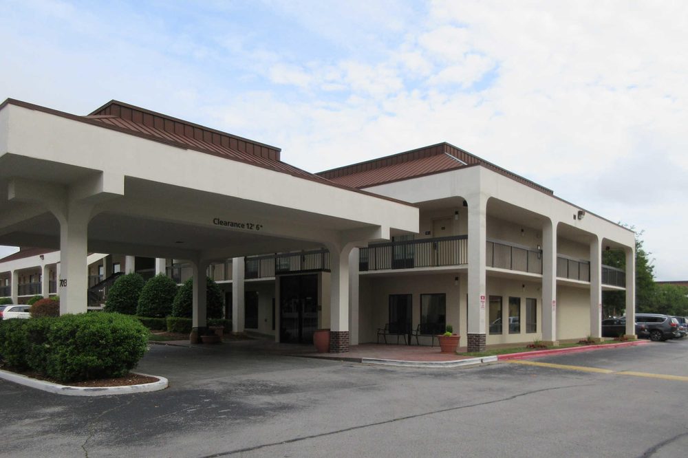 Quality Inn 14 Photos Hotels 7013 Shallowford Rd, Chattanooga, TN