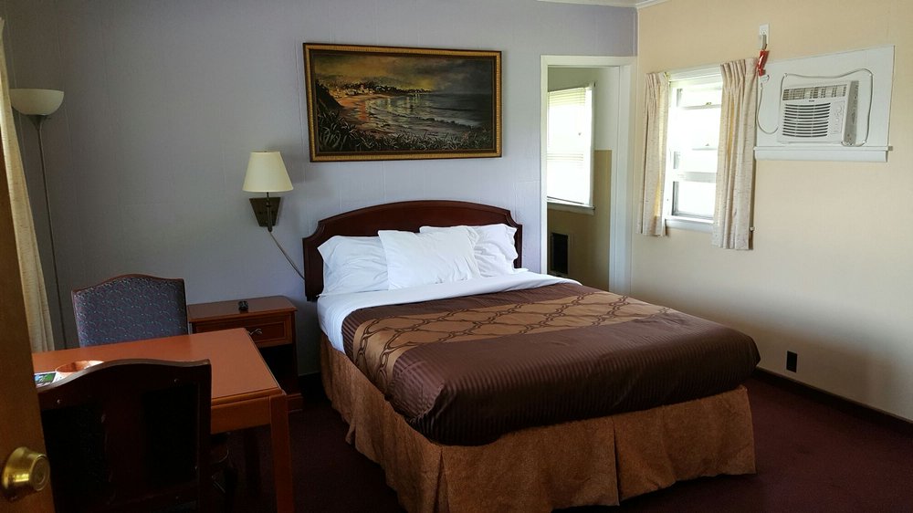 Hickory Hill Motel 44 Photos Hotels S5539 US14, Viroqua, WI