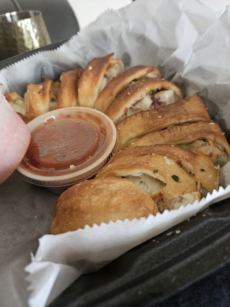 Picasso's Sports Cafe