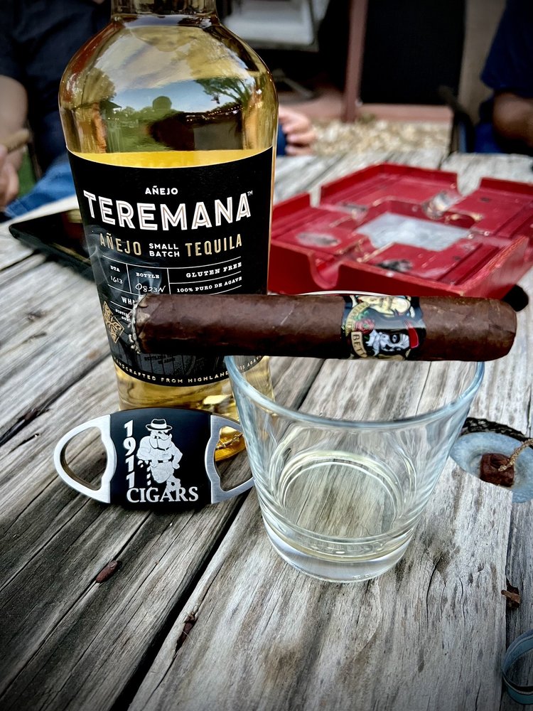 1911 Cigars