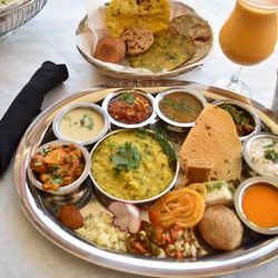 Indian Vegetarian Restaurants Schaumburg Il Best Indian Restaurants In Schaumburg Yelp