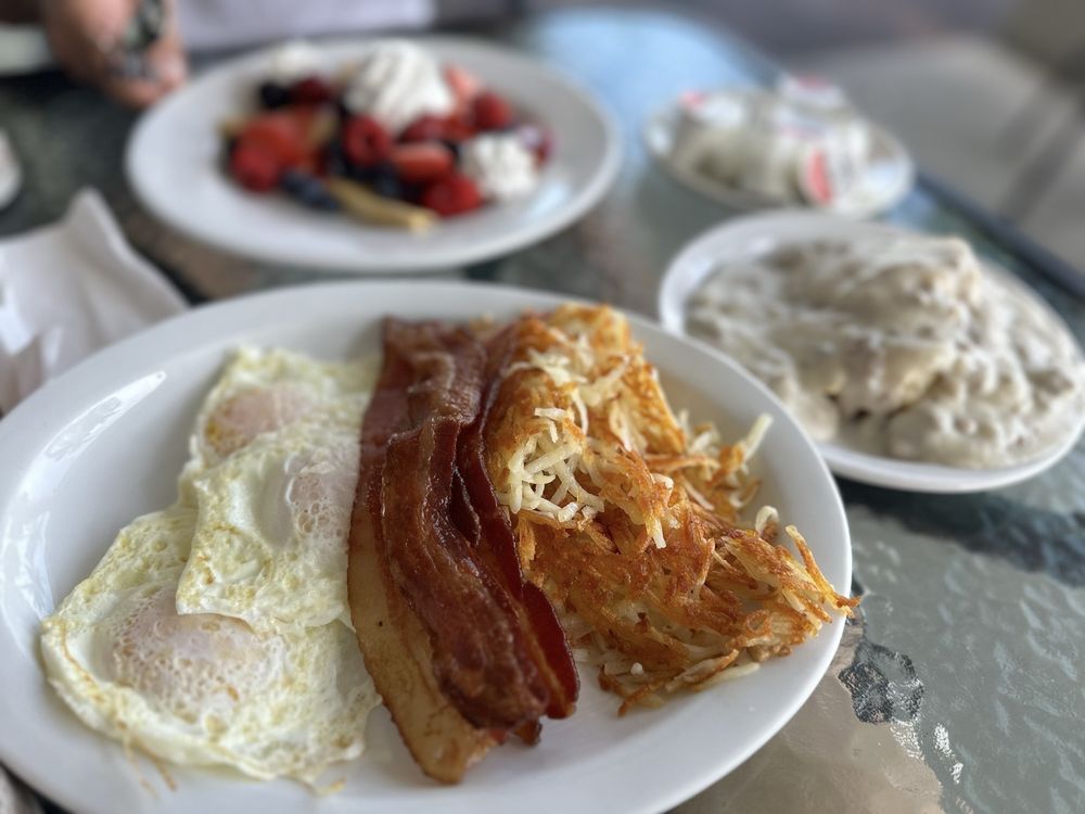 Teri's Family Diner Teri's Family Diner