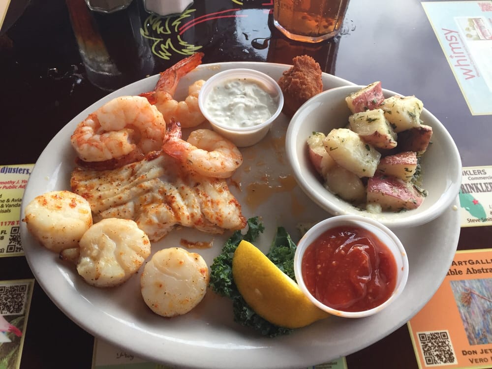 Chuck’s Seafood Restaurant 64 Photos & 118 Reviews Seafood 822