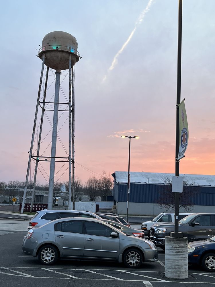 The Water Tower in Oaks