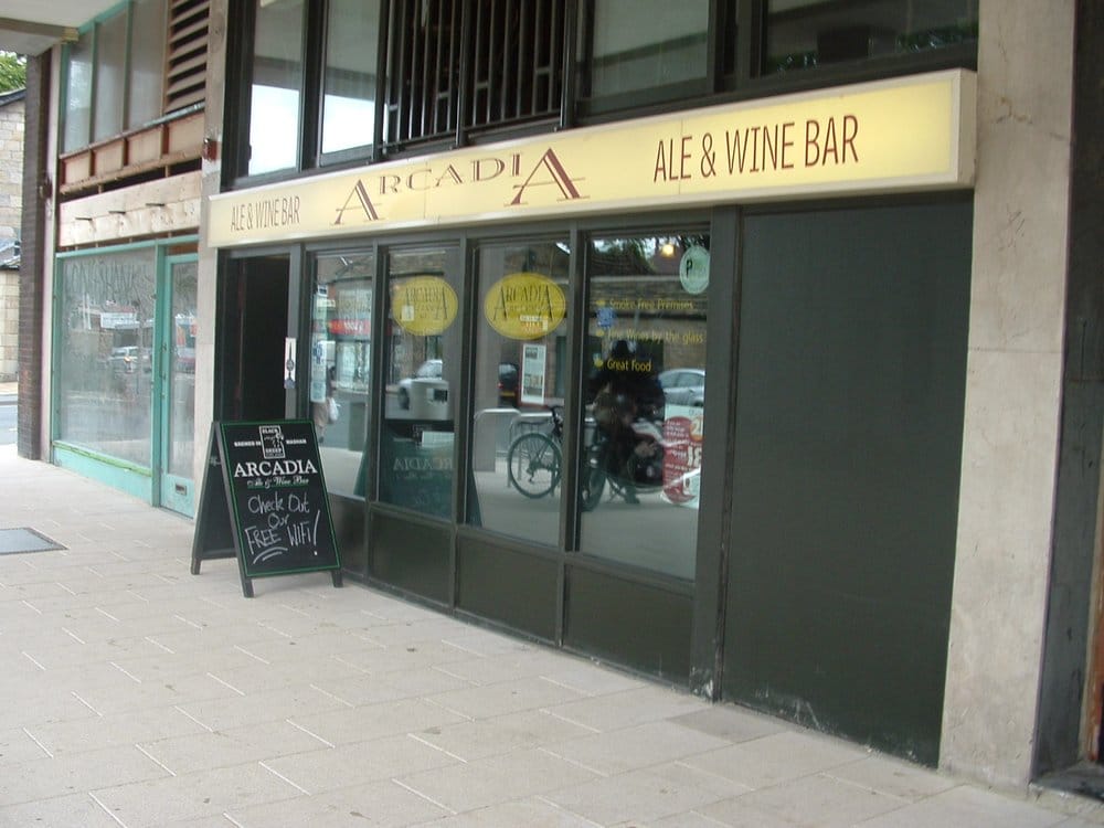 Arcadia 40 Photos & 25 Reviews Pubs 34 Arndale Centre, Headingley