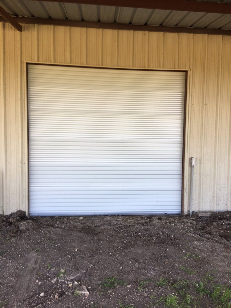 Hill Country Overhead Door Garage Services 5255 S I 35 New Hill Country Overhead Door Garage Services 5255 S I 35 New Braunfels Tx Phone Number Last Updated November 28 2018 Yelp