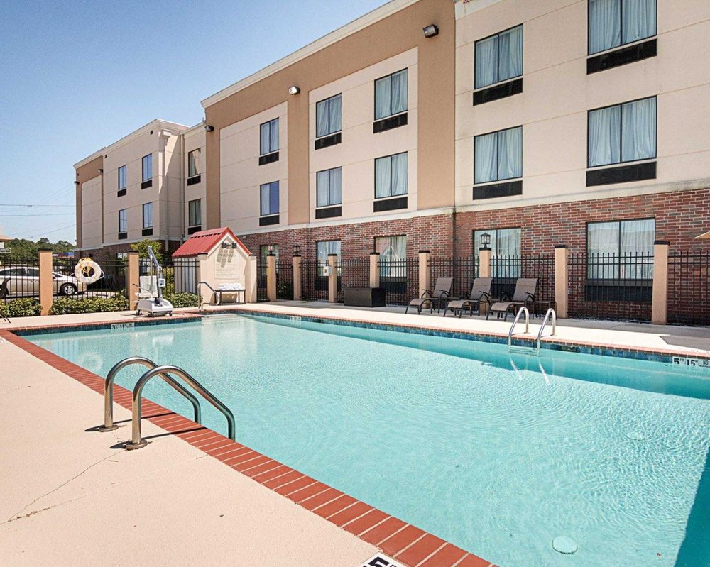RV Rental in Natchitoches, LA Comfort Suites