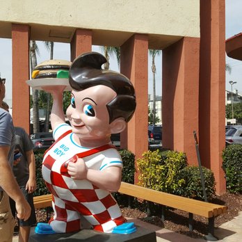 Bob’s Big Boy - 1348 Photos & 1183 Reviews - Diners - 4211 W Riverside ...