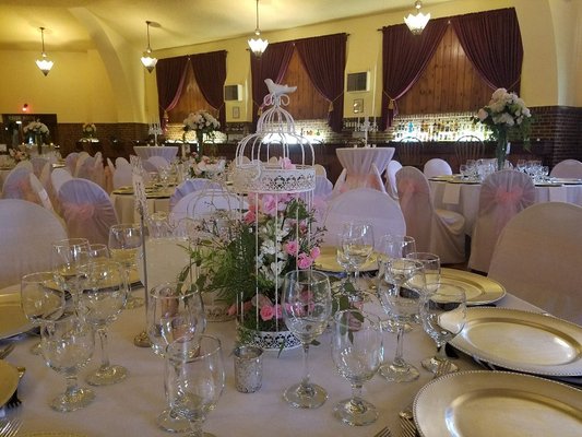 Chandelier Ballroom 150 Jefferson Ave Hartford Wi Banquet Rooms Chandelier Ballroom 150 Jefferson Ave Hartford Wi Banquet Rooms Mapquest
