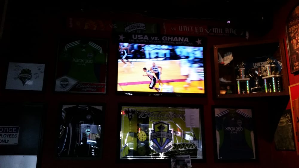 The Atlantic Crossing 43 Photos & 150 Reviews Pubs 6508 Roosevelt