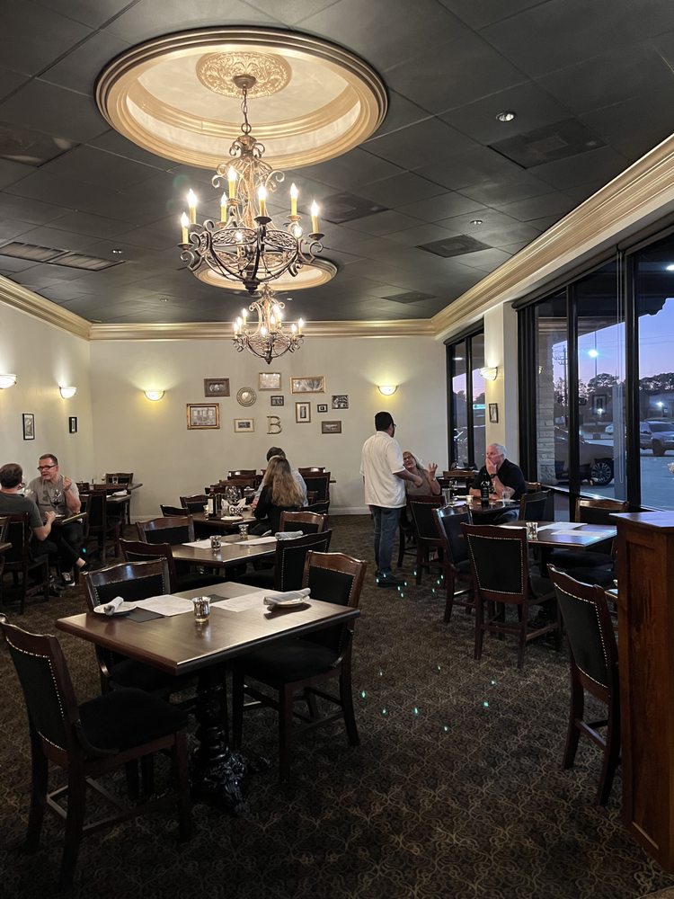 Bacaro Kitchen & Wine Bar