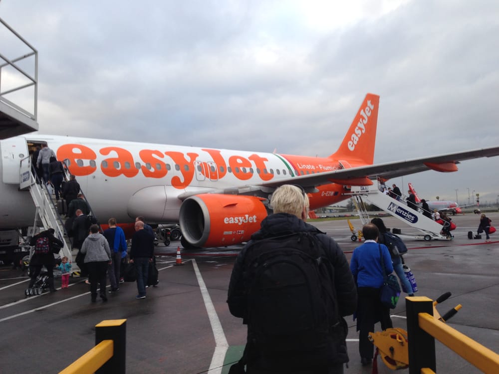EasyJet 14 Photos Airlines Luton, United Kingdom Reviews Yelp