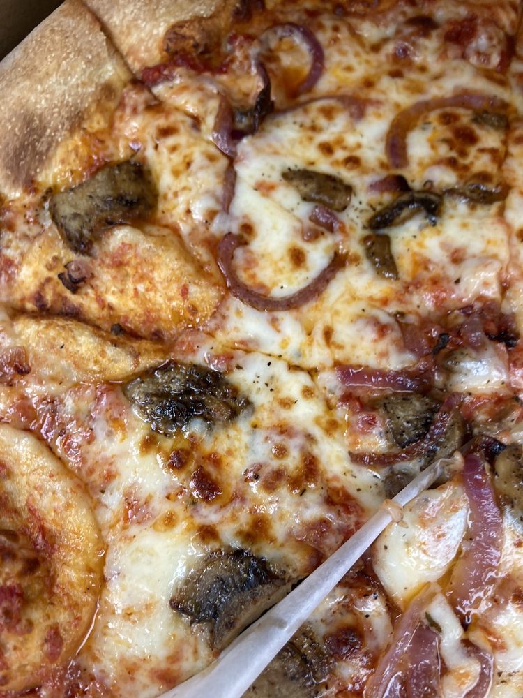 Weirdoughs Custom Pizzeria