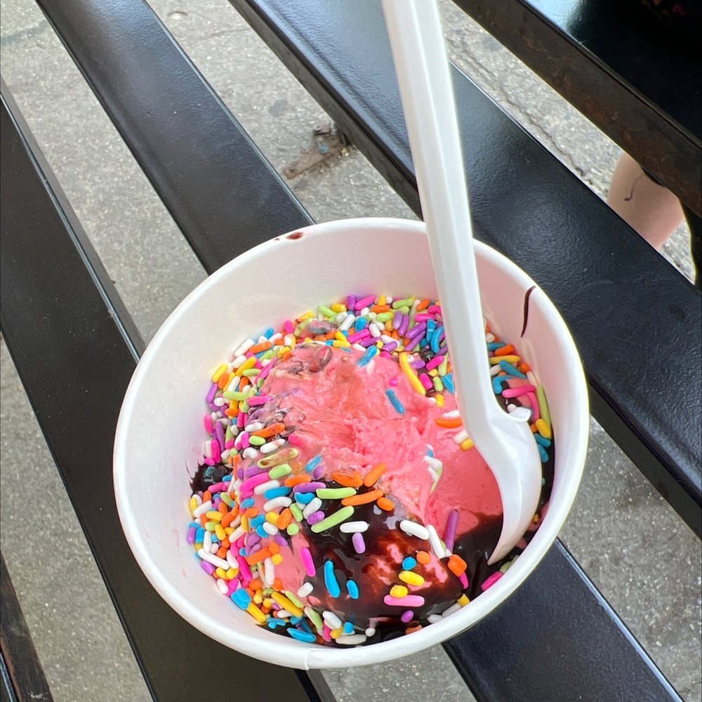 Carvel Ice Cream Store No 1705