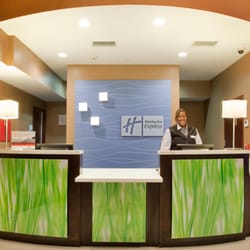 Holiday Inn Express Suites St Louis Airport 12 Photos 25 Photo Of Holiday Inn Express Suites St Louis Airport Mo