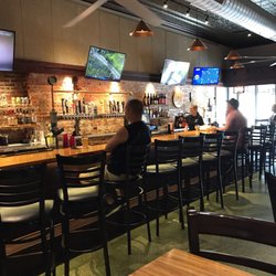Elliot S Wood Fired Kitchen Tap 62 Photos 46 Reviews Pizza Photo Of Elliot S Wood Fired Kitchen Tap Newark Oh United States